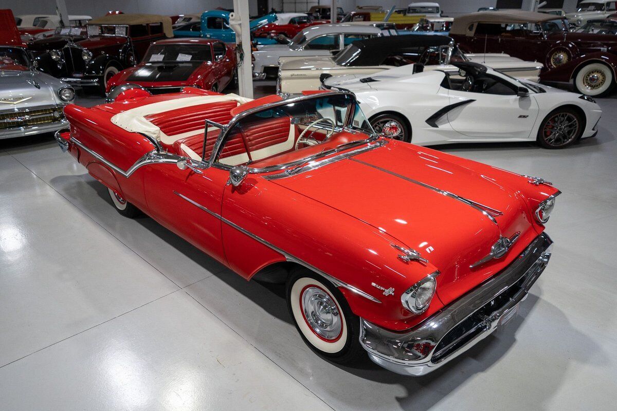 Oldsmobile-Eighty-Eight-Cabriolet-1957-Red-Red-83818-6