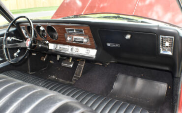 Oldsmobile-Eighty-Eight-Cabriolet-1967-Red-185075-24