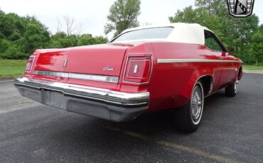 Oldsmobile-Eighty-Eight-Cabriolet-1975-Red-White-21078-6