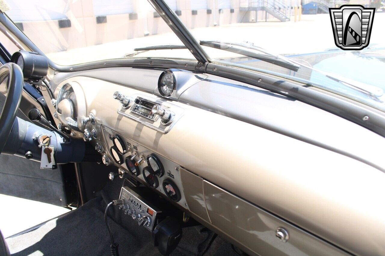 Oldsmobile-Eighty-Eight-Coupe-1949-Black-Gray-8568-21