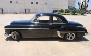 Oldsmobile-Eighty-Eight-Coupe-1949-Black-Gray-8568-3