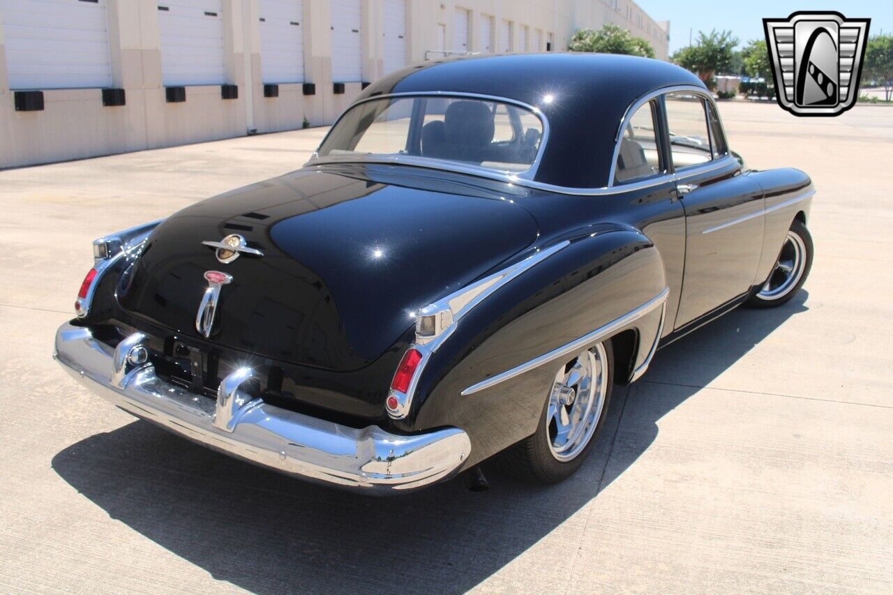 Oldsmobile-Eighty-Eight-Coupe-1949-Black-Gray-8568-36