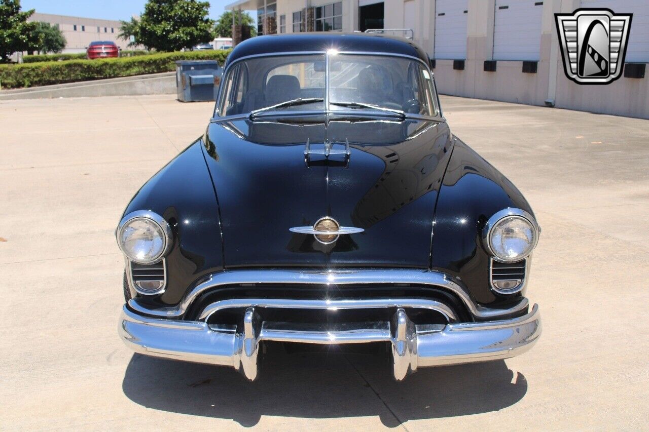 Oldsmobile-Eighty-Eight-Coupe-1949-Black-Gray-8568-6