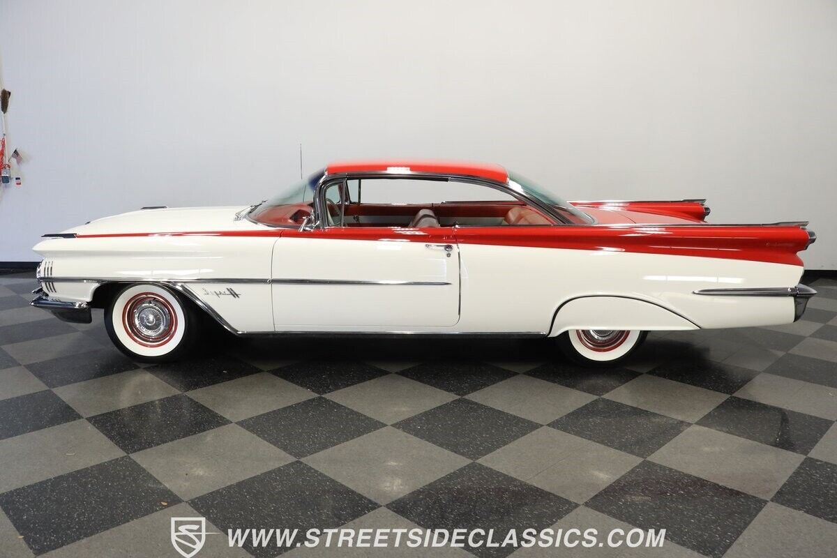 Oldsmobile-Eighty-Eight-Coupe-1959-White-Black-129496-2