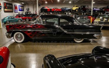 Oldsmobile-Golden-Rocket-88-Coupe-1957-Black-Red-6463-9