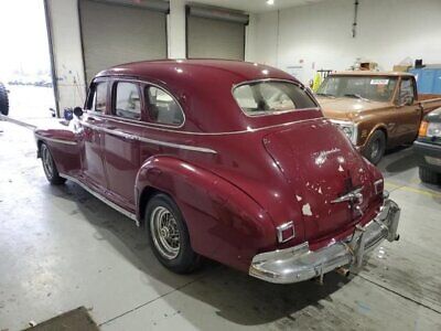 Oldsmobile-Model-66-Berline-1941-Burgundy-Tan-44352-2