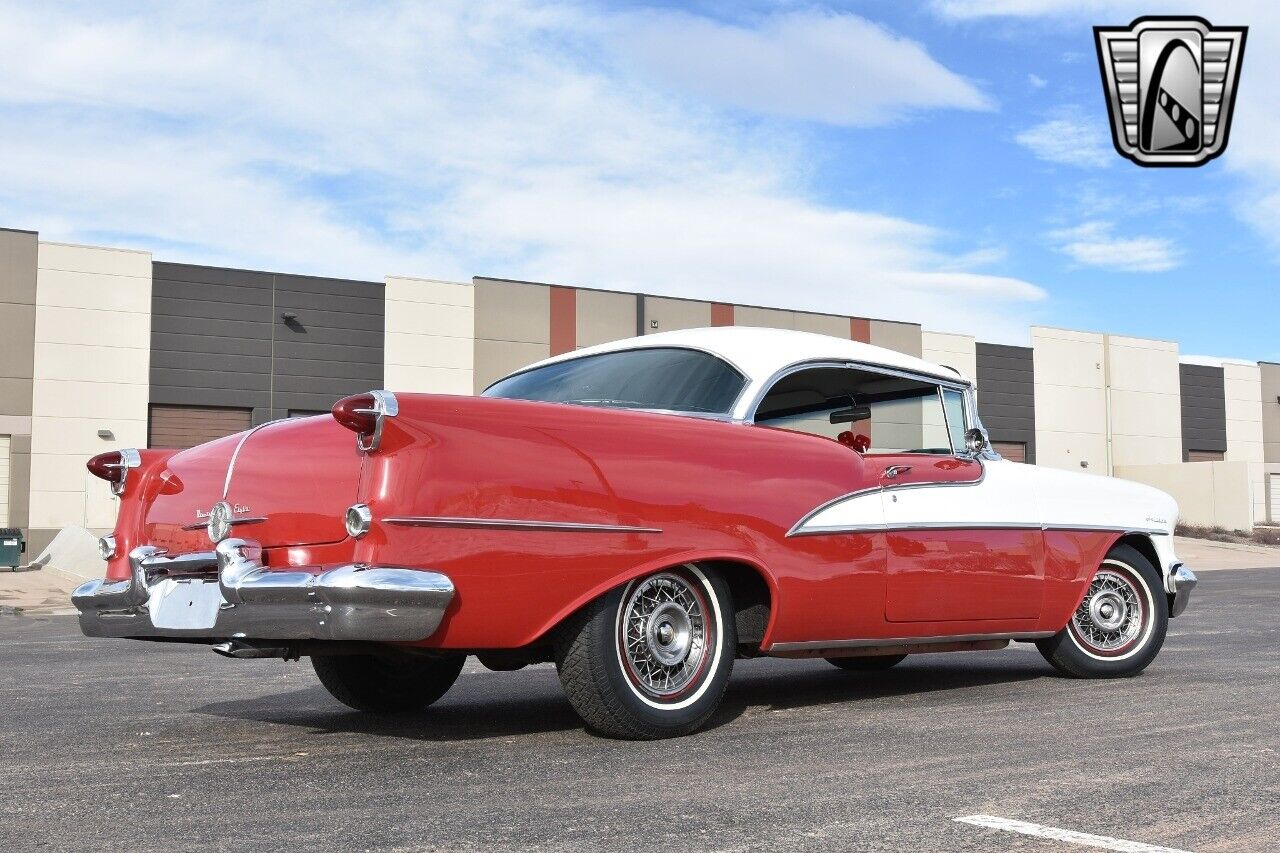 Oldsmobile-Ninety-Eight-1955-Red-Green-136299-6