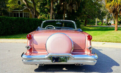 Oldsmobile-Ninety-Eight-1956-White-White-48922-15