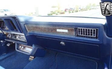 Oldsmobile-Ninety-Eight-1969-Blue-Blue-16093-6