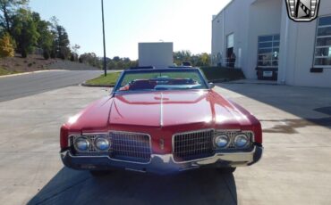 Oldsmobile-Ninety-Eight-1969-Red-Red-72446-3