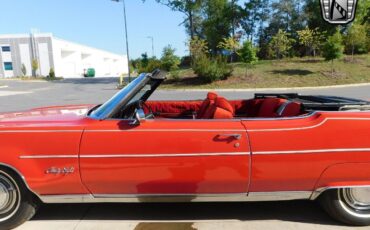 Oldsmobile-Ninety-Eight-1969-Red-Red-72446-6