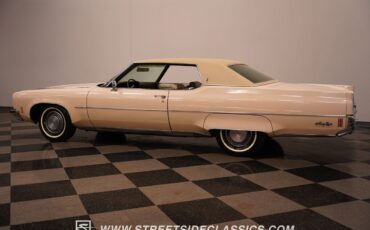 Oldsmobile-Ninety-Eight-1972-Bamboo-Gold-53936-10