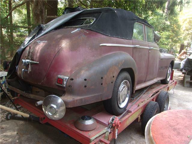 Oldsmobile-Ninety-Eight-Cabriolet-1941-Maroon-Maroon-0-1