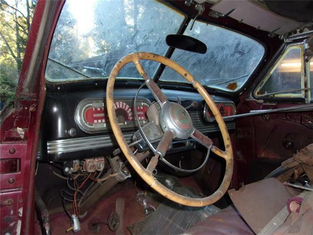 Oldsmobile-Ninety-Eight-Cabriolet-1941-Maroon-Maroon-0-4