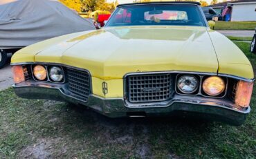 Oldsmobile-Ninety-Eight-Cabriolet-1968-Yellow-Black-135185-18