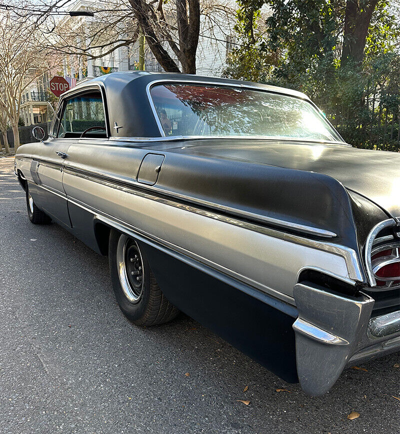 Oldsmobile-Starfire-Berline-1962-Black-Red-201852-13