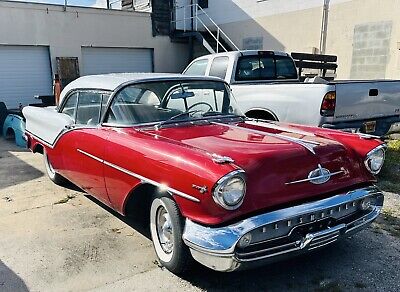 Oldsmobile-Super-88-1957-Red-102998-2