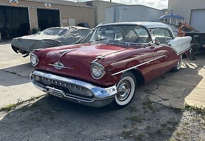 Oldsmobile-Super-88-1957-Red-102998-3