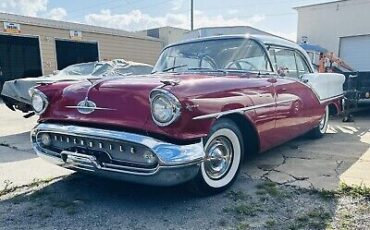 Oldsmobile-Super-88-1957-Red-102998-4