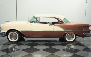 Oldsmobile-Super-88-Holiday-1956-Citation-Bronze-Tan-28888-2