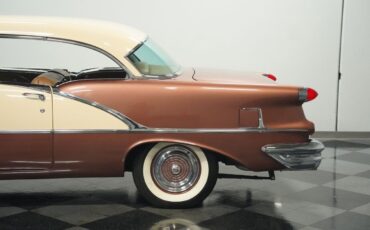 Oldsmobile-Super-88-Holiday-1956-Citation-Bronze-Tan-28888-22