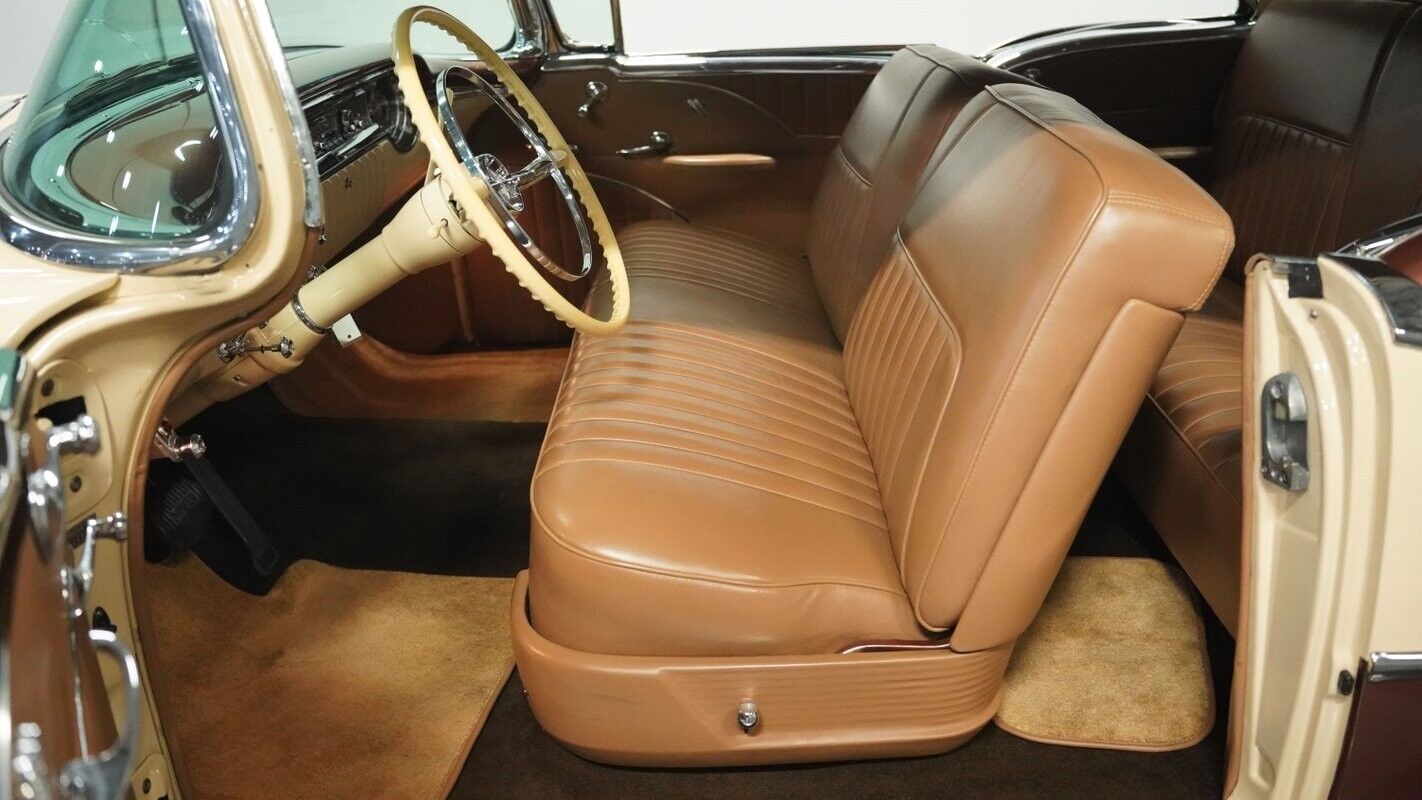 Oldsmobile-Super-88-Holiday-1956-Citation-Bronze-Tan-28888-34