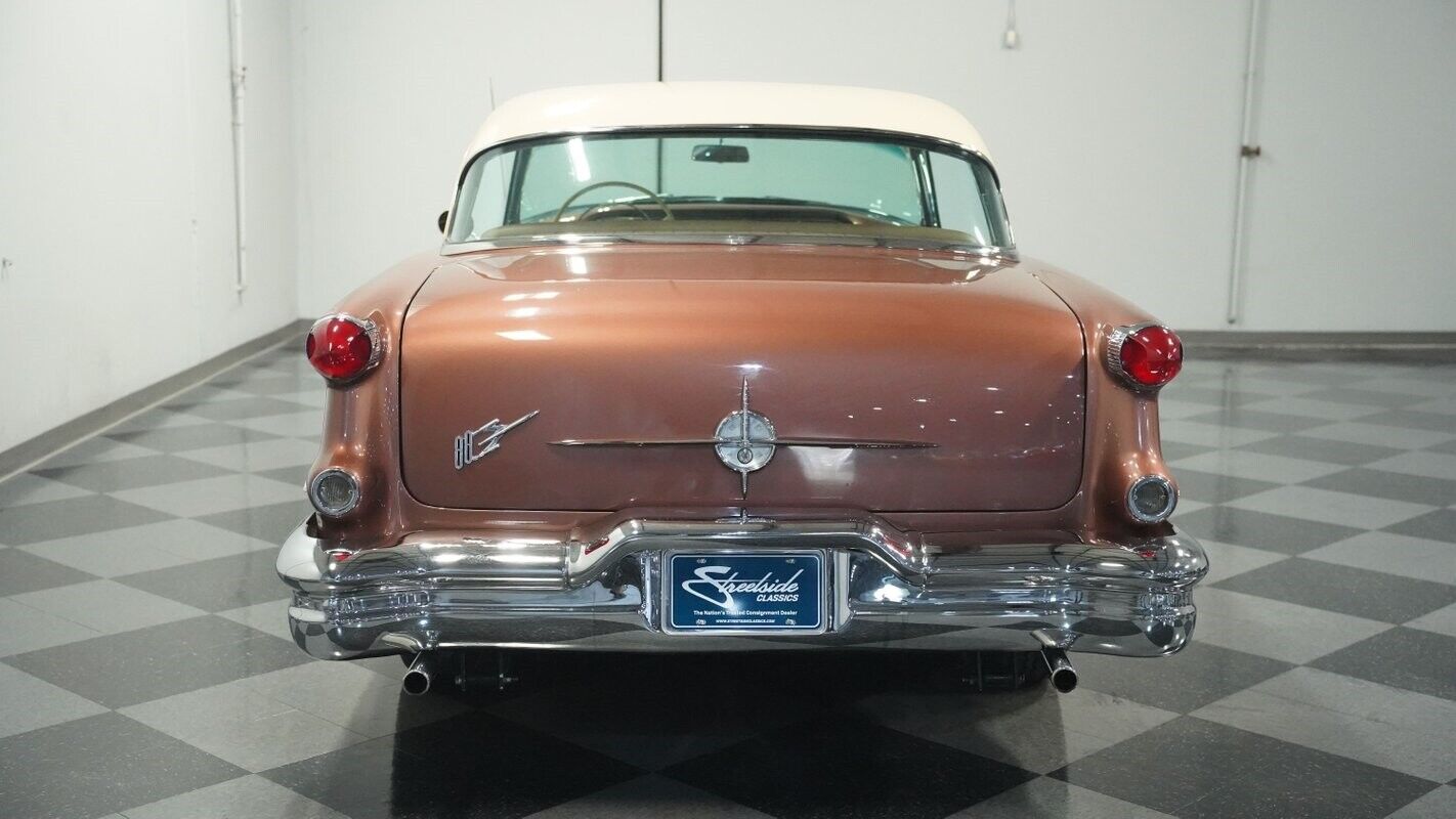 Oldsmobile-Super-88-Holiday-1956-Citation-Bronze-Tan-28888-9