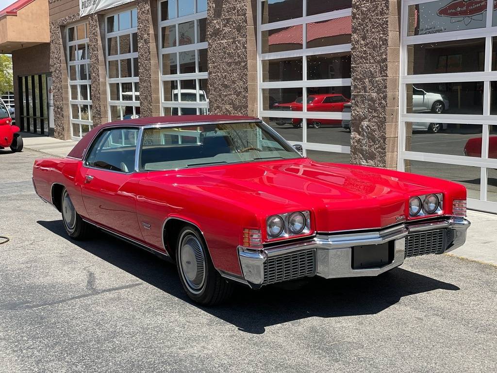 Oldsmobile-Toronado-1971-red-90548-1