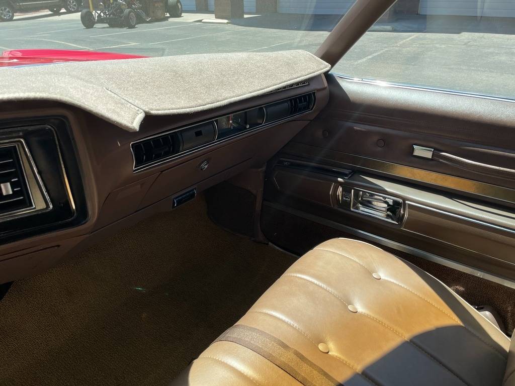 Oldsmobile-Toronado-1971-red-90548-13