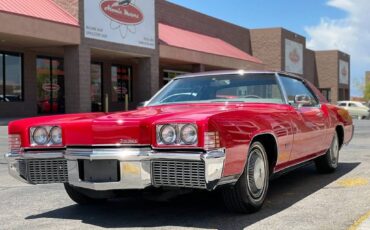 Oldsmobile-Toronado-1971-red-90548-8