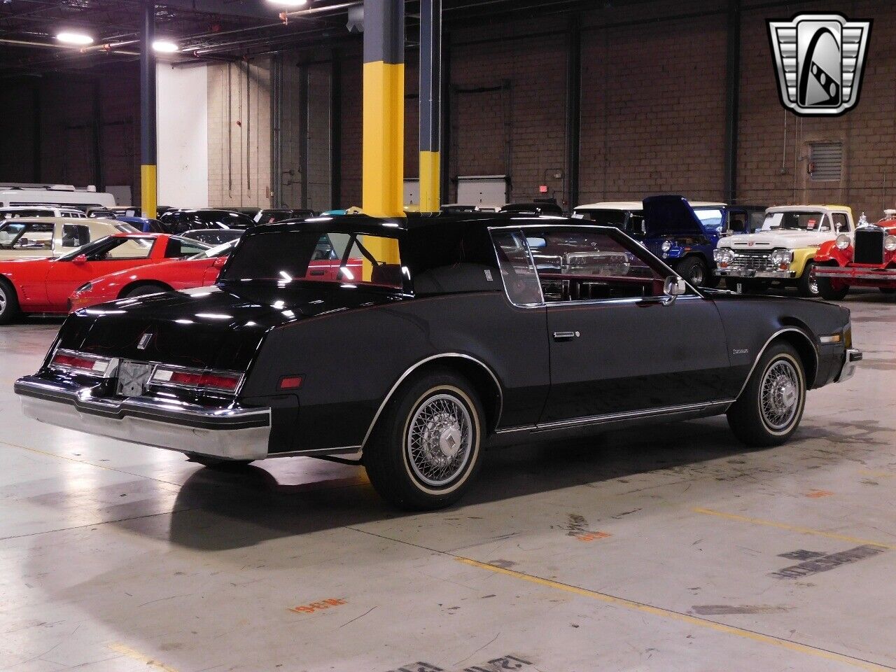 Oldsmobile-Toronado-1979-Black-Red-22783-4