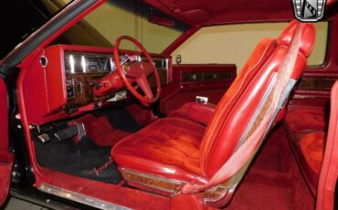 Oldsmobile-Toronado-1979-Black-Red-22783-6