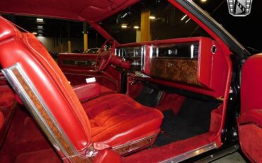 Oldsmobile-Toronado-1979-Black-Red-22783-7