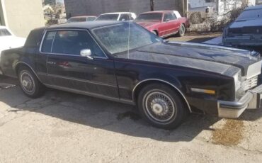 Oldsmobile-Toronado-1985-133139-3