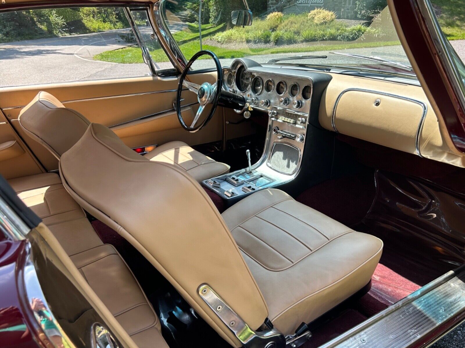 Other-Ghia-Coupe-1962-Burgundy-Tan-46486-3