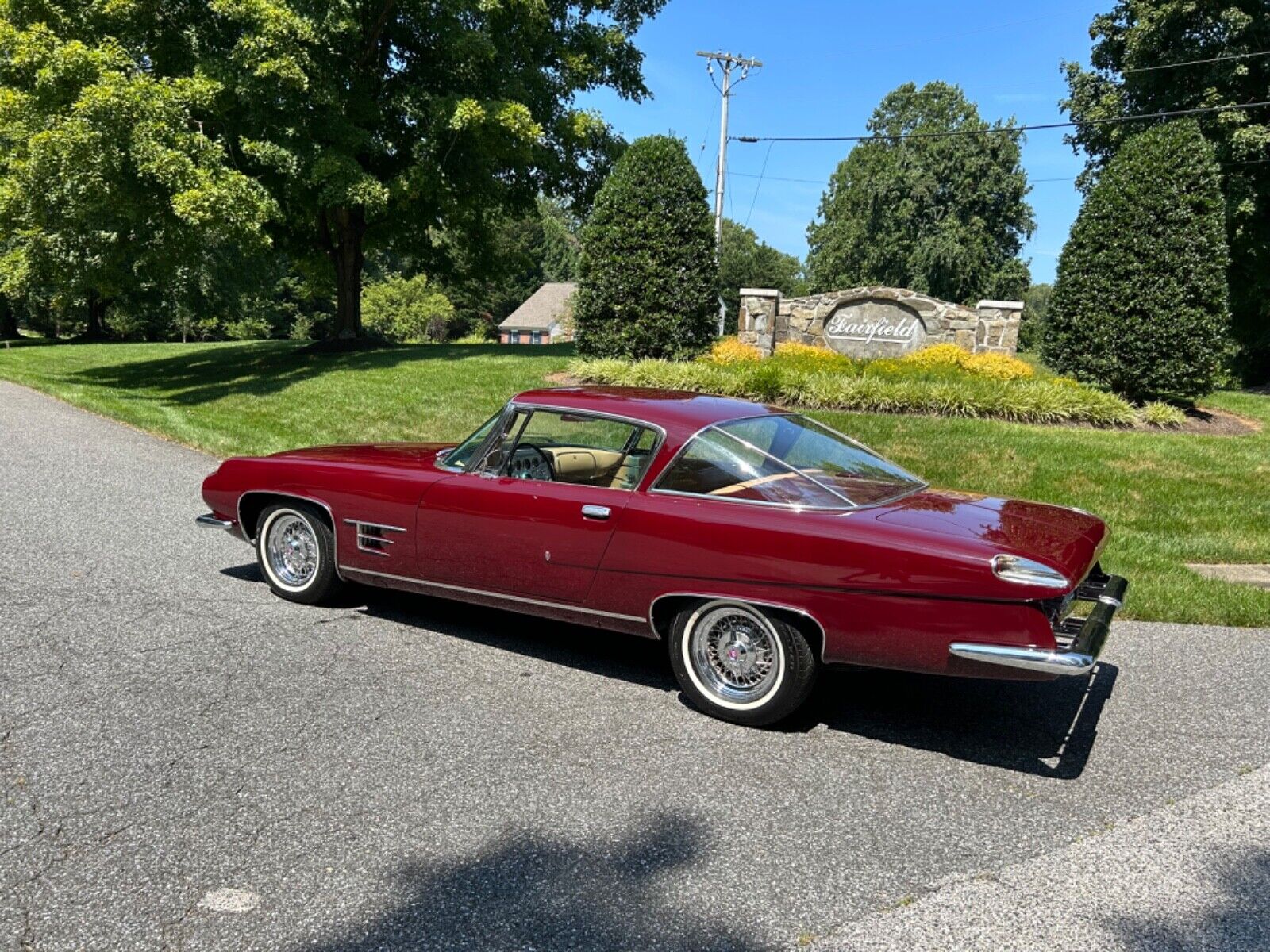 Other-Ghia-Coupe-1962-Burgundy-Tan-46486-8