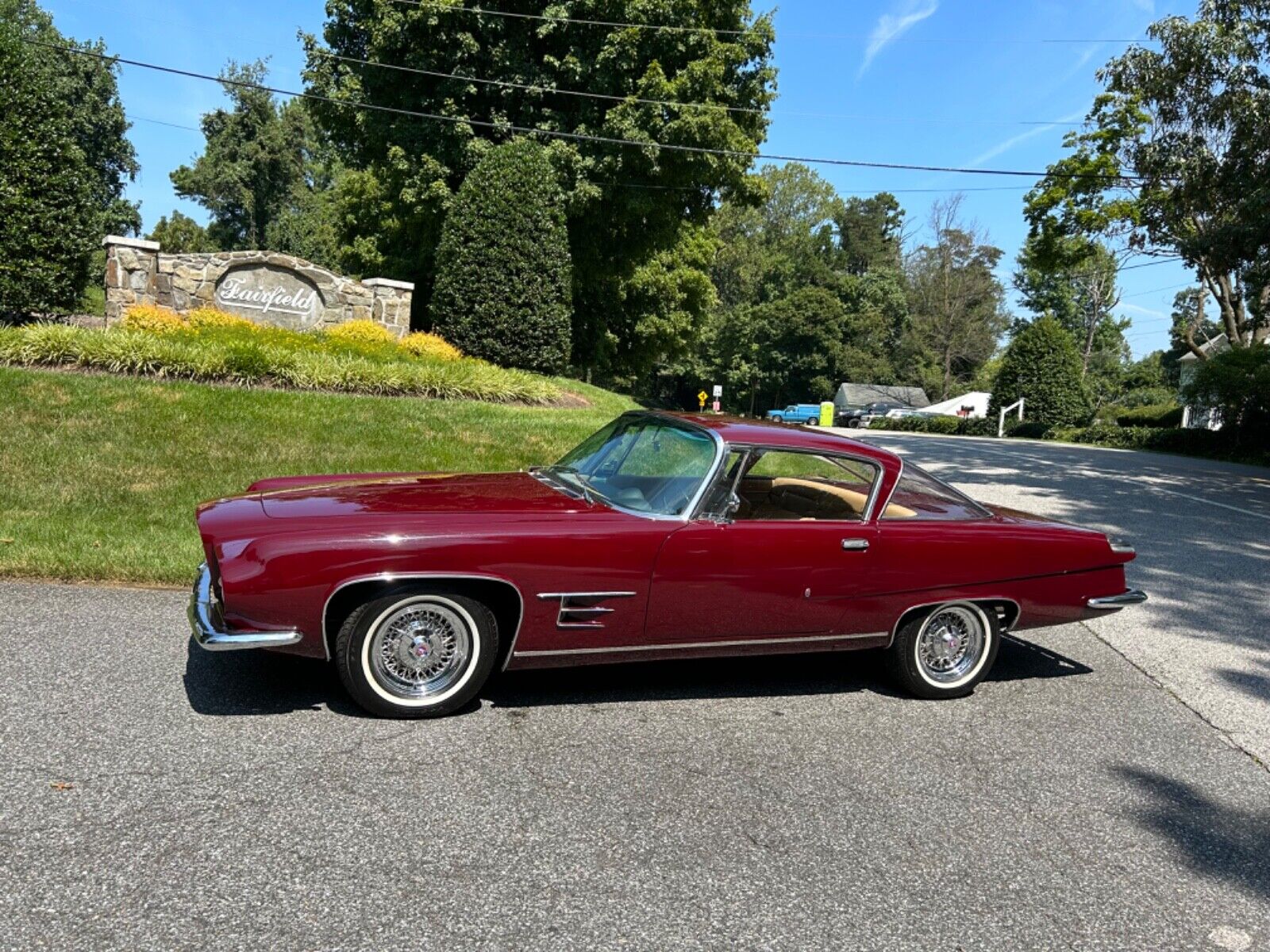 Other-Ghia-Coupe-1962-Burgundy-Tan-46486-9