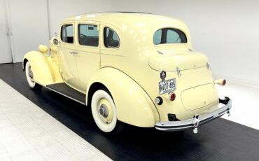 Packard-120-Series-Berline-1936-Packard-Cream-Tan-67092-2