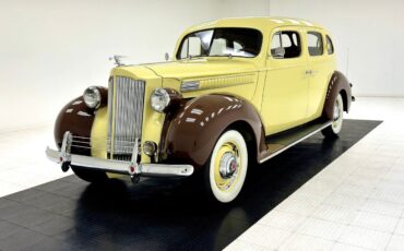 Packard-1700-Berline-1939-Yellow-Brown-127137