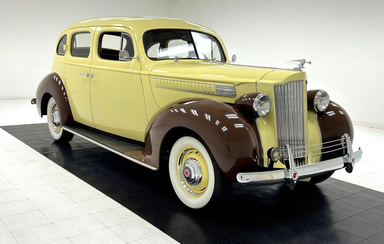 Packard-1700-Berline-1939-Yellow-Brown-127137-6