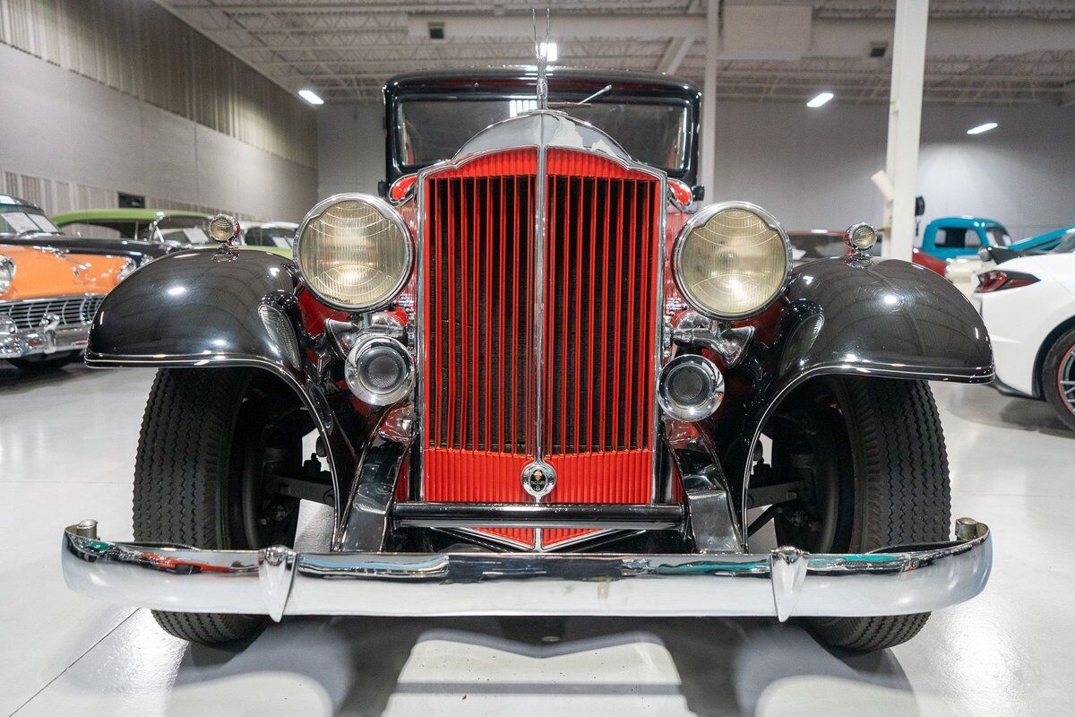 Packard-Eight-Coupe-1933-Black-Gray-145304-28