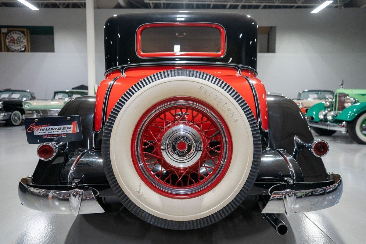 Packard-Eight-Coupe-1933-Black-Gray-145304-33