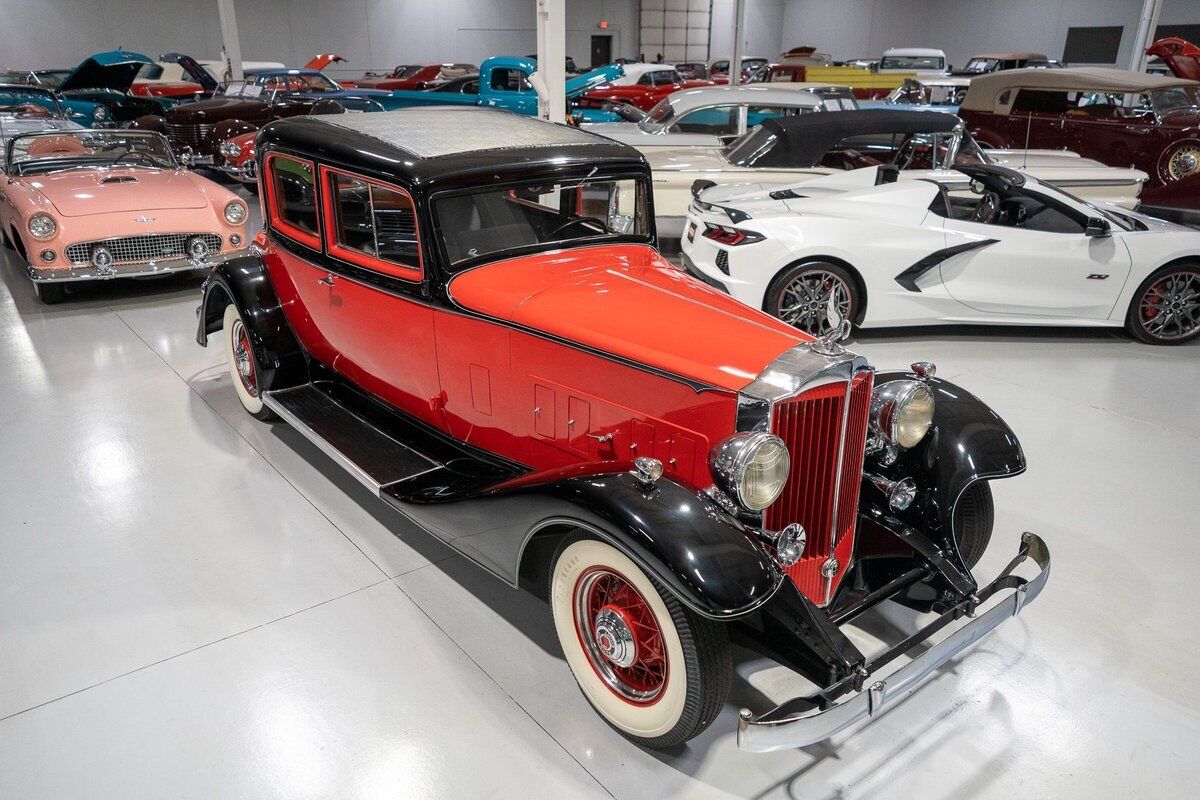 Packard-Eight-Coupe-1933-Black-Gray-145304-5