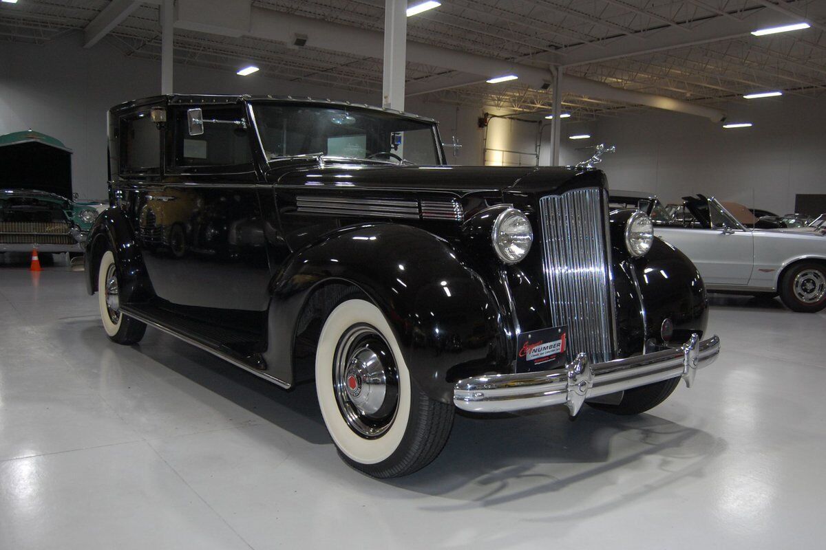 Packard-Rollston-Eight-1668-All-Weather-Panel-Brougham-Cabriolet-1938-Black-Beige-70850-29