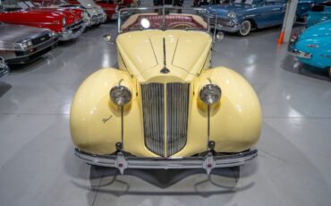 Packard-Series-1701-One-Twenty-Darrin-Cabriolet-1939-Packard-Ivory-Burgundy-71463-5