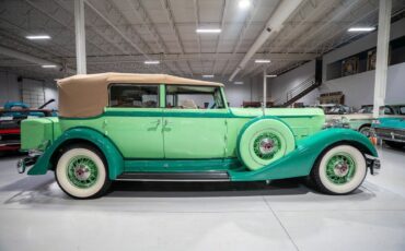 Packard-Twelve-Cabriolet-1934-Green-Burgundy-124724-11