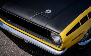 Plymouth-AAR-Cuda-Coupe-1970-Lemon-Twist-Black-135808-4