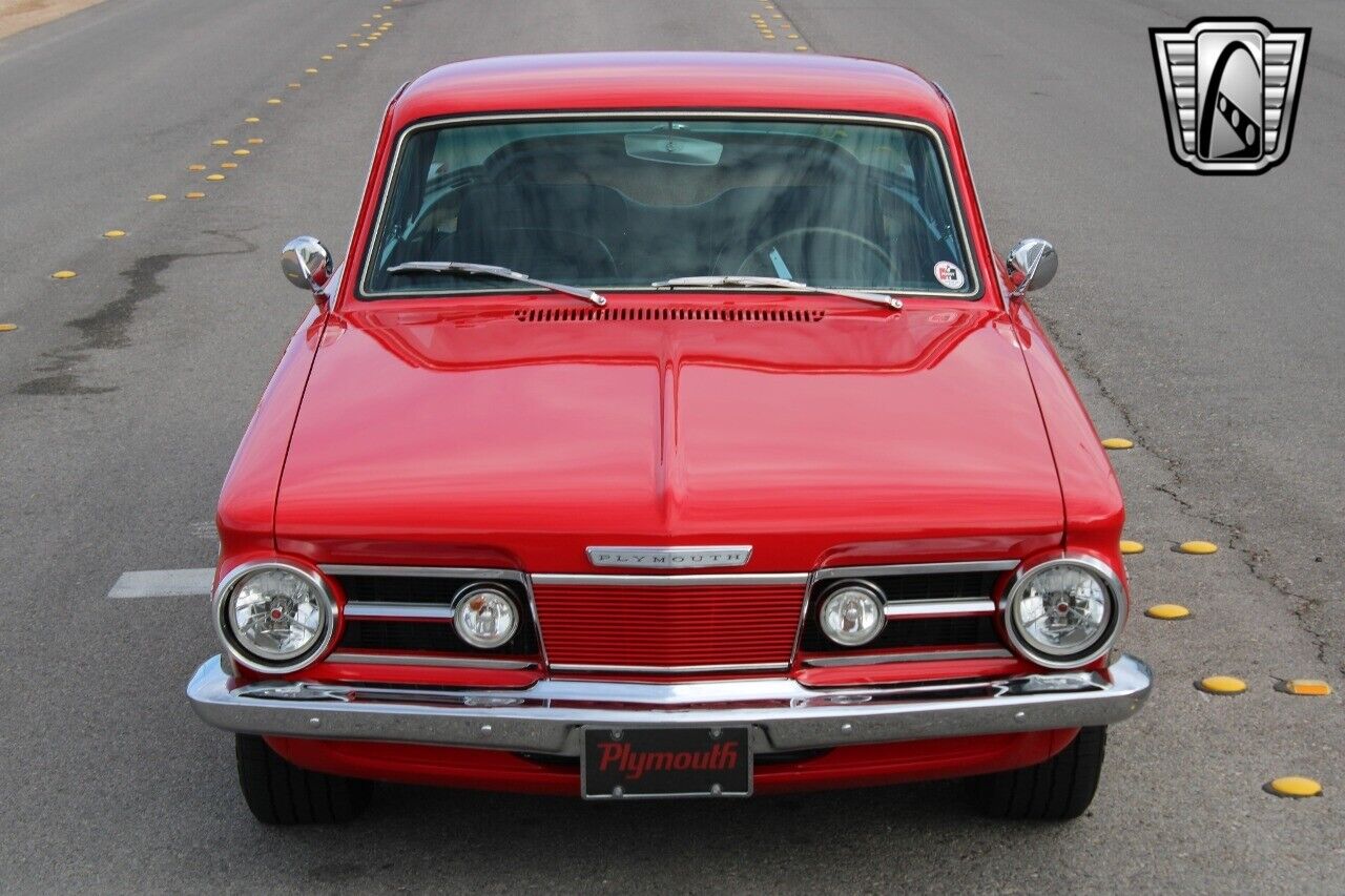 Plymouth-Barracuda-1964-Red-Black-131934-3