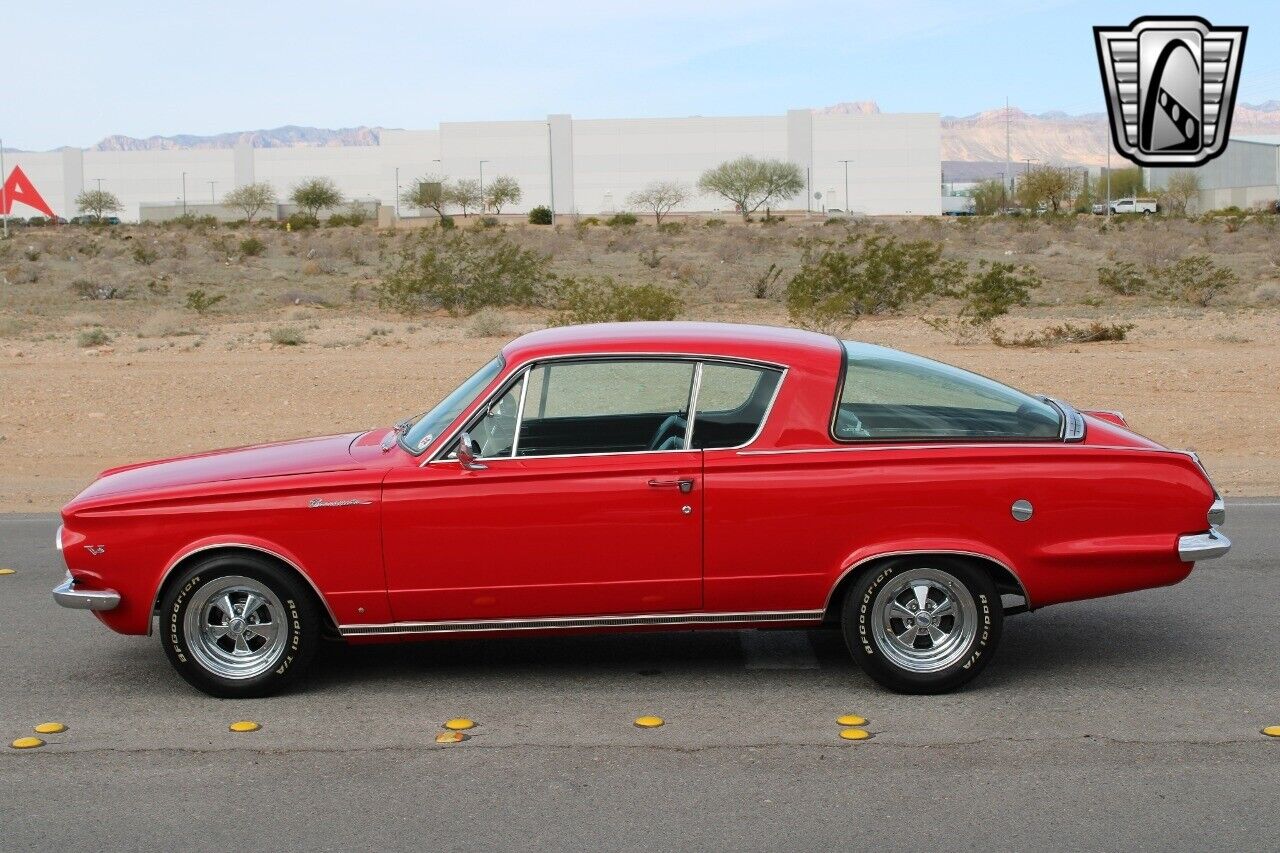 Plymouth-Barracuda-1964-Red-Black-131934-5