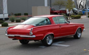 Plymouth-Barracuda-1964-Red-Black-131934-8